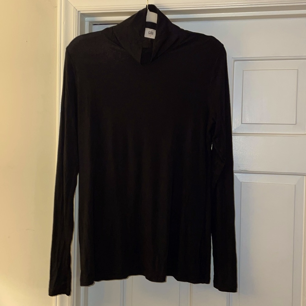 Black Cabi Turtleneck / mock turtleneck L